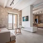 Yiannis Vila