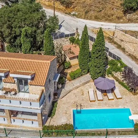 Villa Yiannis Xirokástellon