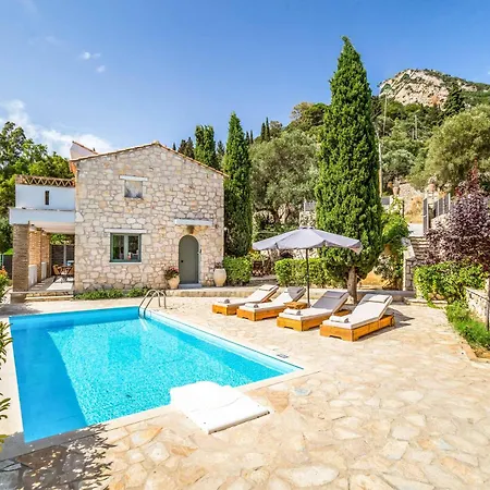 Villa Yiannis Xirokástellon