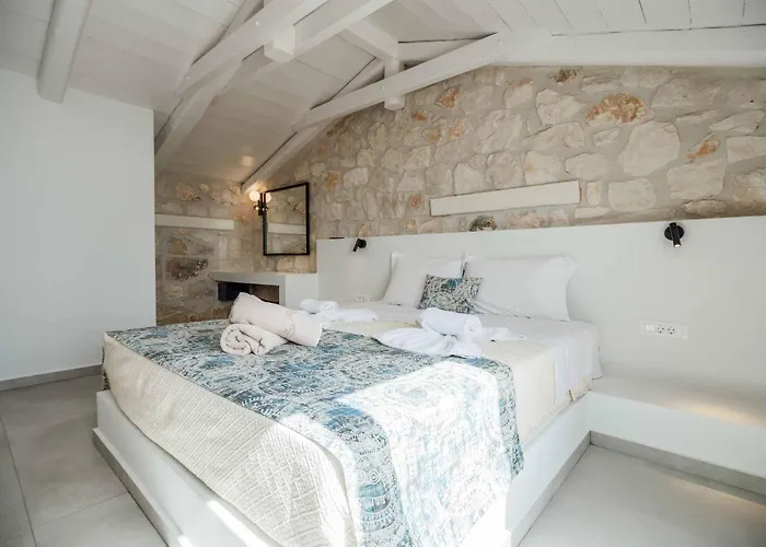 Yiannis Villa