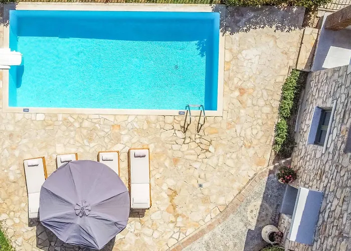 Yiannis Villa